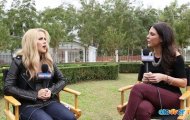 Видео интервью Клер Холт о сериале «Древние»