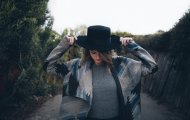 Кариба Хейн для «Mar Vista Art Dept»