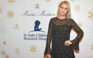 Клэр Холт на вечеринке больницы «St. Jude»